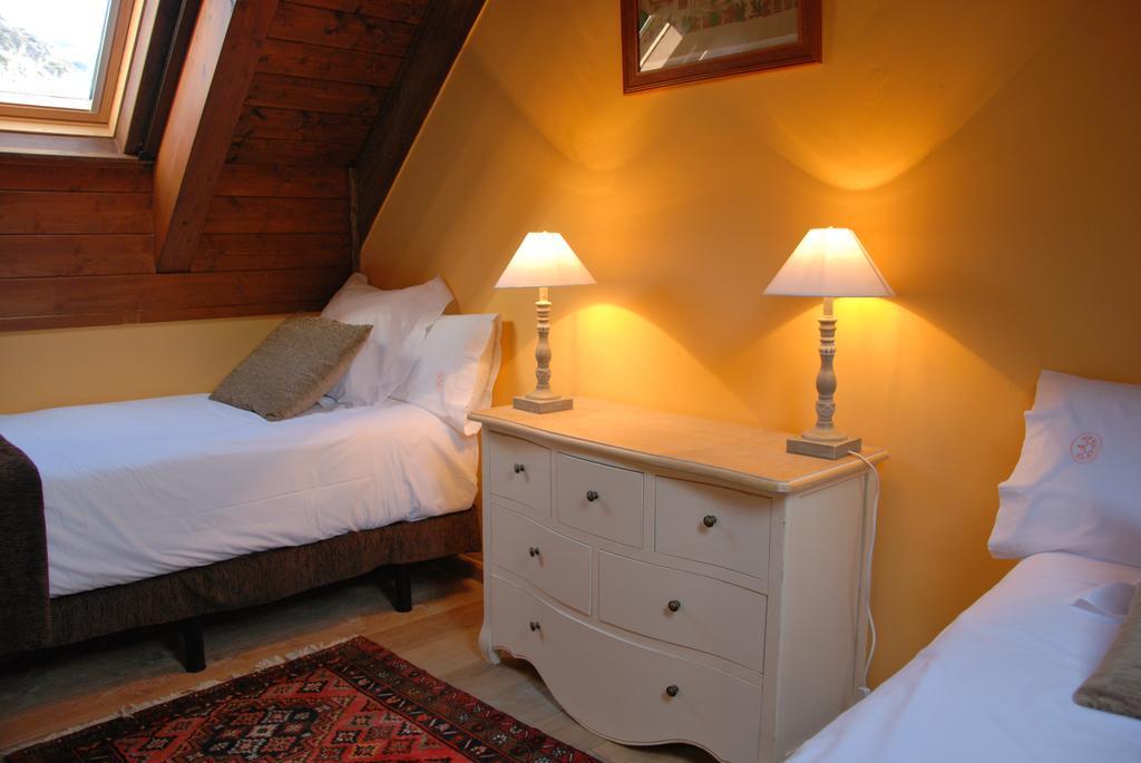 Hotel Selba D'Ansils Бенаске Номер фото