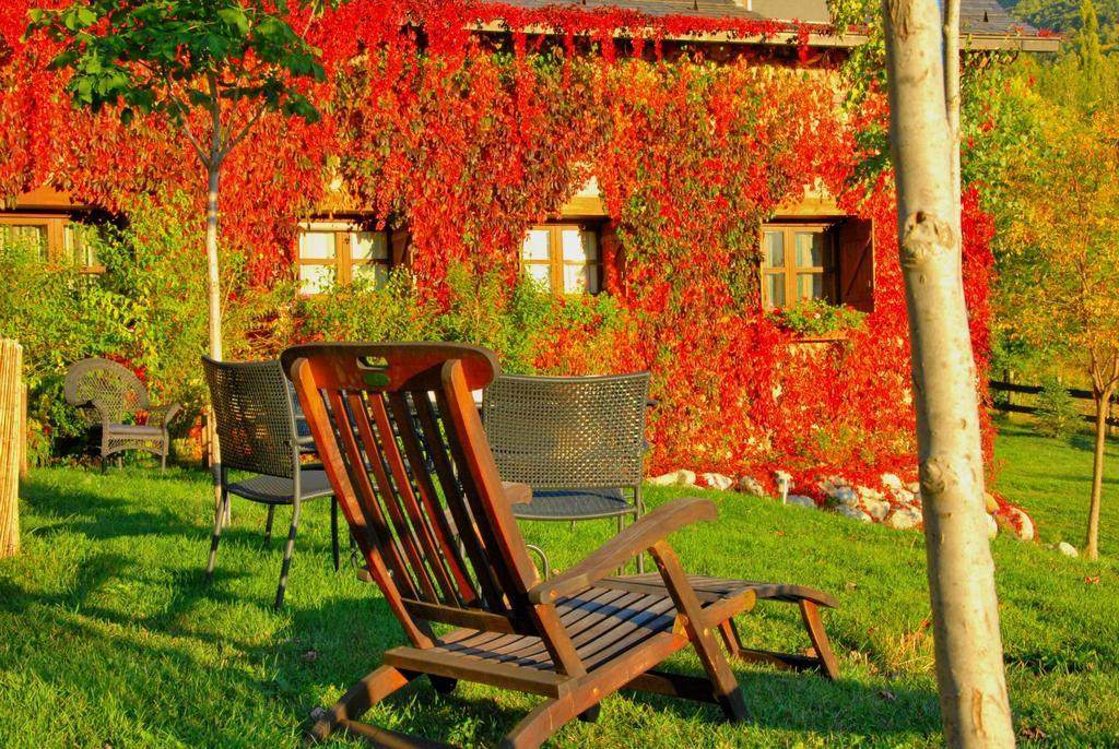Hotel Selba D'Ansils Бенаске Екстер'єр фото